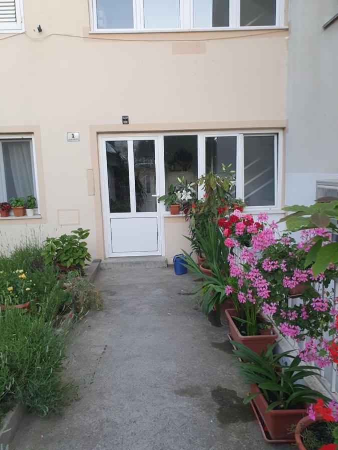 Apartman Nina Hvar Town Exterior photo